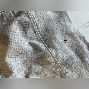 Kodiak fleece/thermal leggings. Worn once, in great condition.